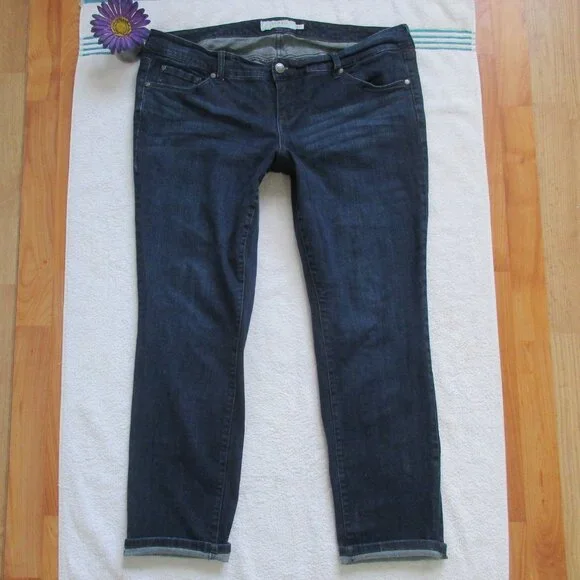 TORRID Jeans Size 18 Dark Blue Boyfriend Denim - Picture 2 of 7
